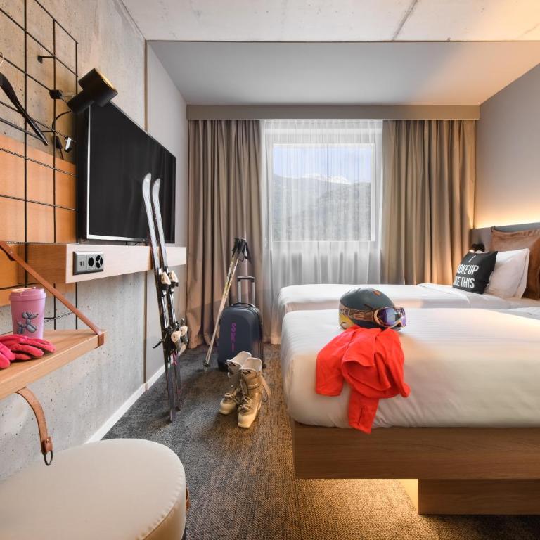 Moxy Sion - Standard Zimmer Moxy mit 2 Einzelbetten - 1