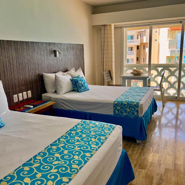 Beachside Apartments Cancun - Studio Apartment with Sea View - 20