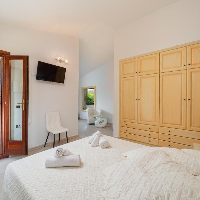 Rooms Tavolara - Suite King con Balcone - 5