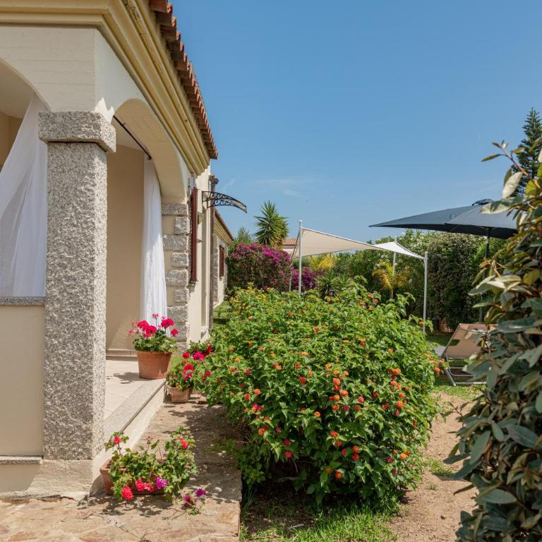 Rooms Tavolara - Camera Queen con Balcone - 11