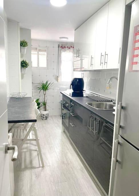 Apartamento - 9min Estadio METROPOLITANO - One-Bedroom Apartment - 25