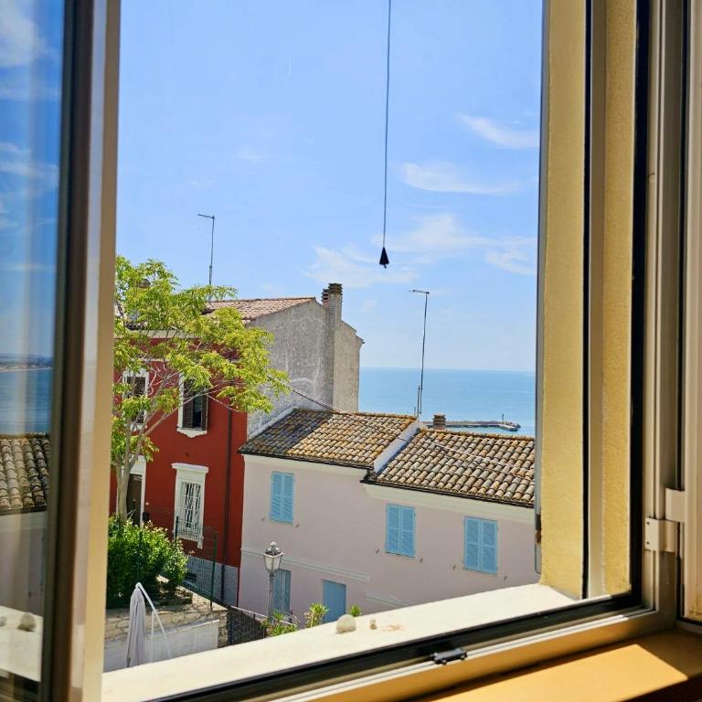 N266 - Numana, deliziosa casa in centro storico - Three-Bedroom Apartment with View - 28
