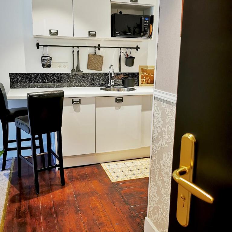 BELLE REINE - 3 APPARTEMENTS EN COEUR DE CENTRE-VILLE - Estudio con balcón - 9