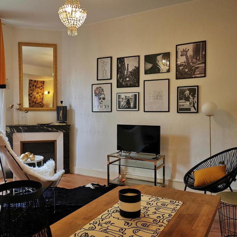 BELLE REINE - 3 APPARTEMENTS EN COEUR DE CENTRE-VILLE - Apartamento de 1 dormitorio - 8