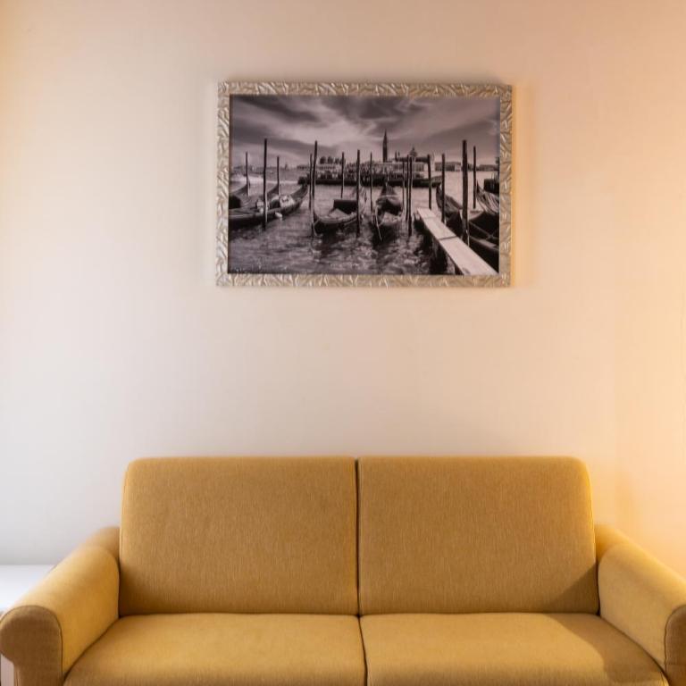 Ve-nice Suite San Marco C4439 - Three-Bedroom Apartment - 18