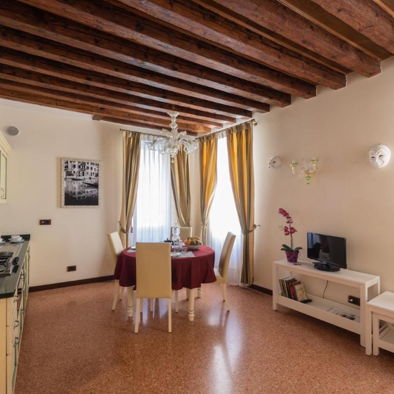 Ve-nice Suite San Marco C4439 - Three-Bedroom Apartment - 86