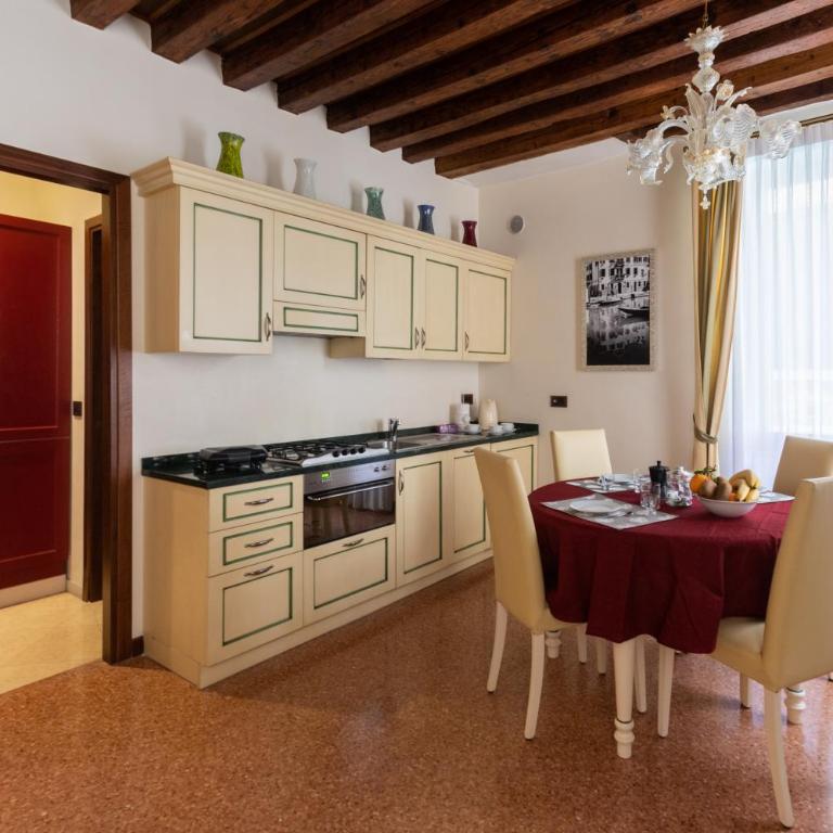 Ve-nice Suite San Marco C4439 - Three-Bedroom Apartment - 51