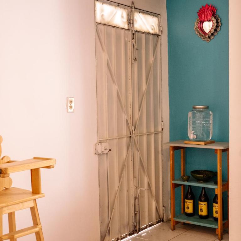 Spacious artsy home with fast WiFi - Villa - 64