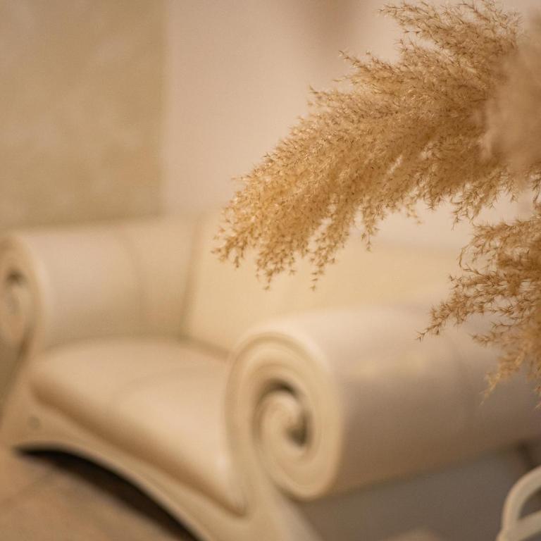 Pamp’Arles - Two-Bedroom Apartment - 11