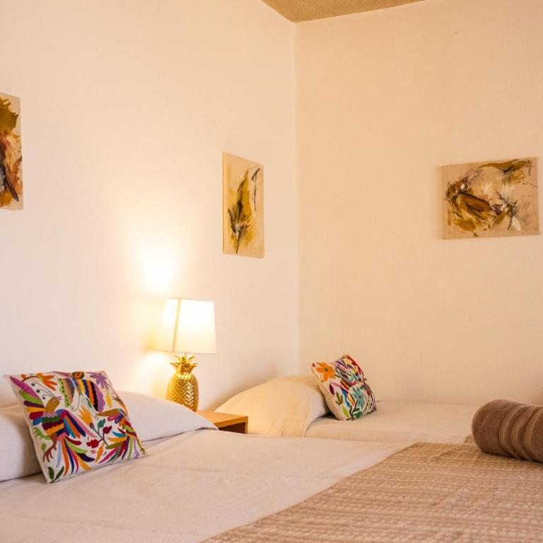 Spacious artsy home with fast WiFi - Villa - 33