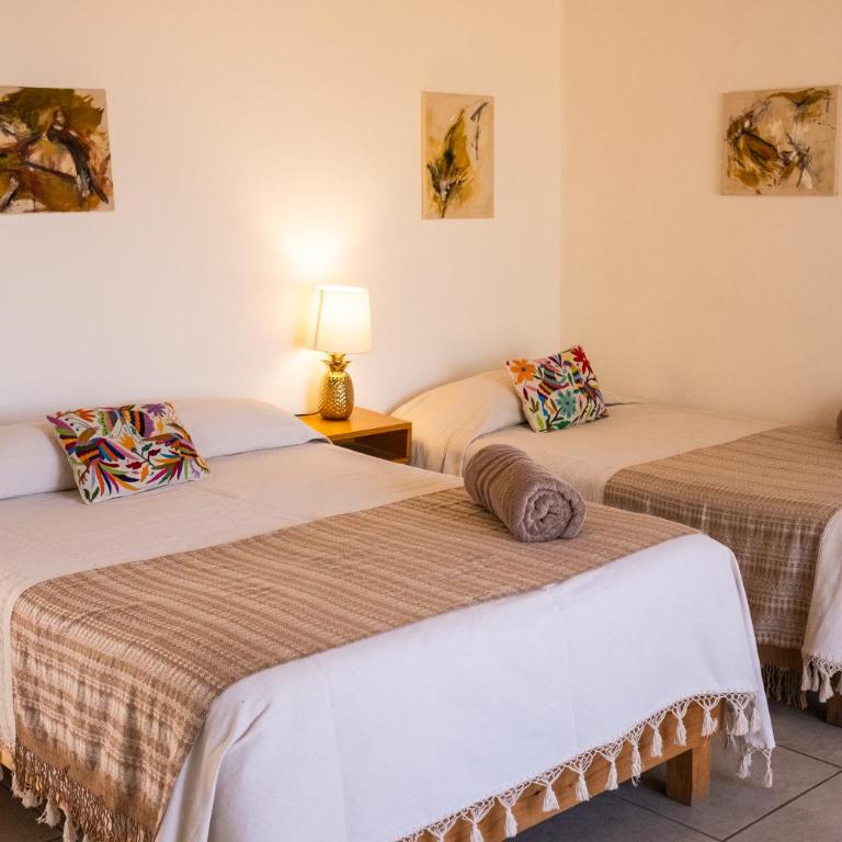 Spacious artsy home with fast WiFi - Villa - 8