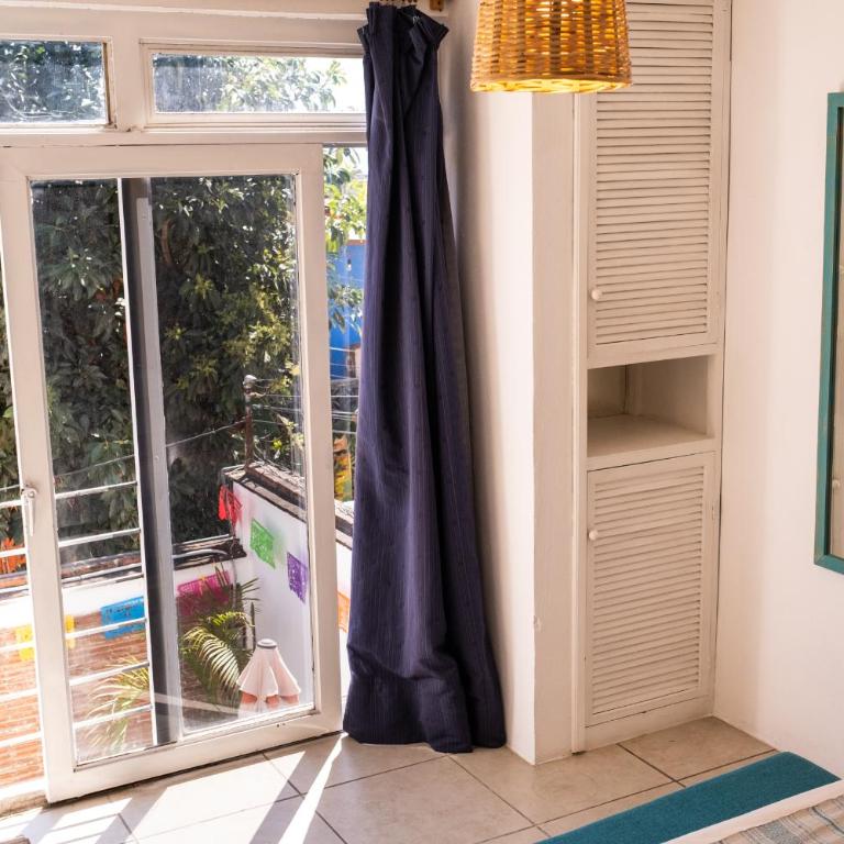 Spacious artsy home with fast WiFi - Villa - 24