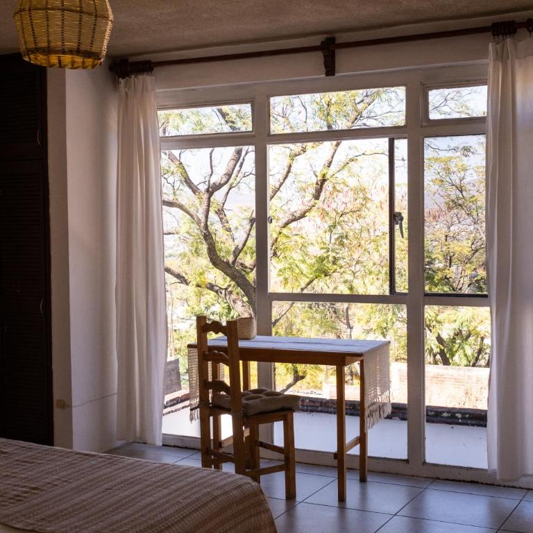 Spacious artsy home with fast WiFi - Villa - 9