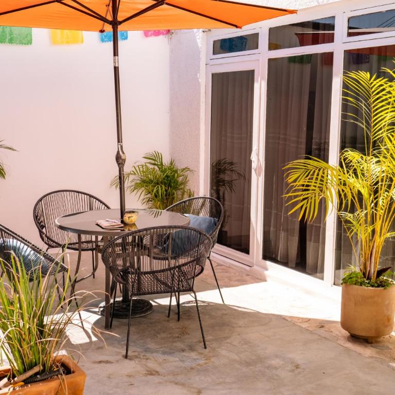 Spacious artsy home with fast WiFi - Villa - 57