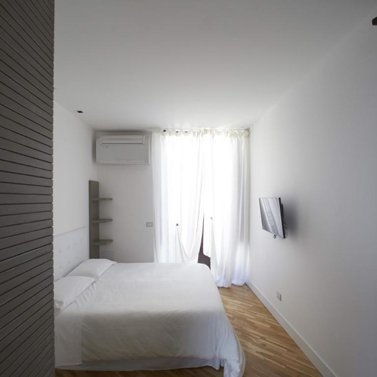 Ferrini Home - Via Monte Sant'Agata - One-Bedroom Apartment with Terrace - 17