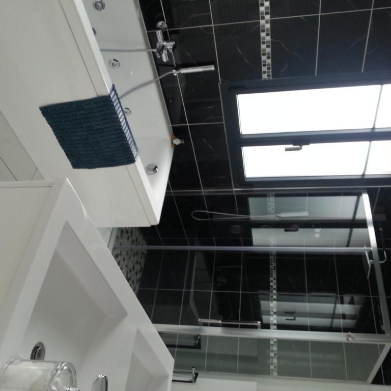 Propriété La Claire - Chambre Double avec Baignoire Spa - 2