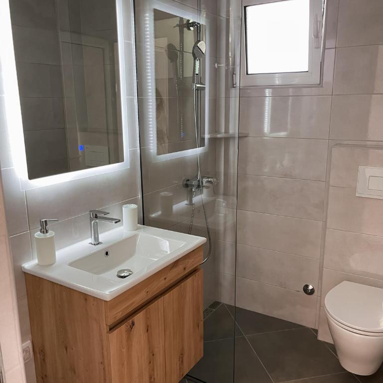 Apartmani Živanović Ulcinj - Kuća sa 1 Spavaćom Sobom - 2