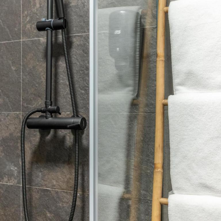 HostGost Selected Suites – Parliament - Apartman sa 2 Spavaće Sobe - 20