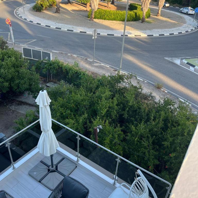 DeLuxe House Valencia - Two-Bedroom Townhouse - 21