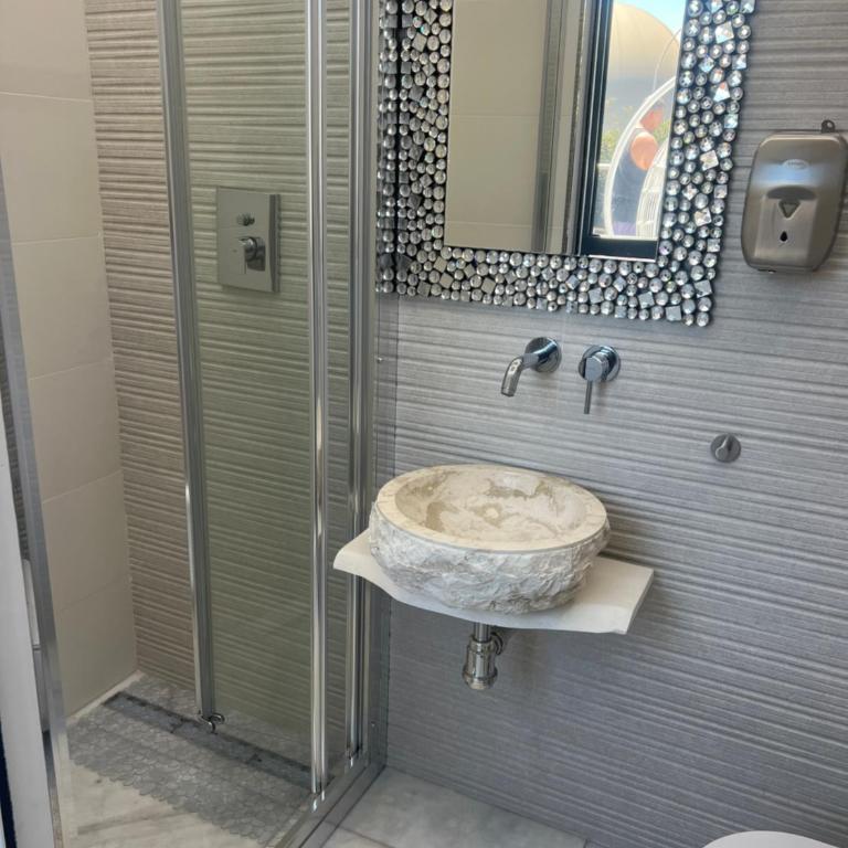 DeLuxe House Valencia - Two-Bedroom Townhouse - 83