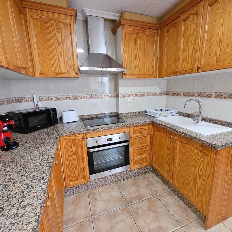 Apartamento las Brisas - Two-Bedroom Apartment - 16