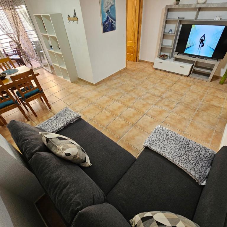 Apartamento las Brisas - Two-Bedroom Apartment - 6