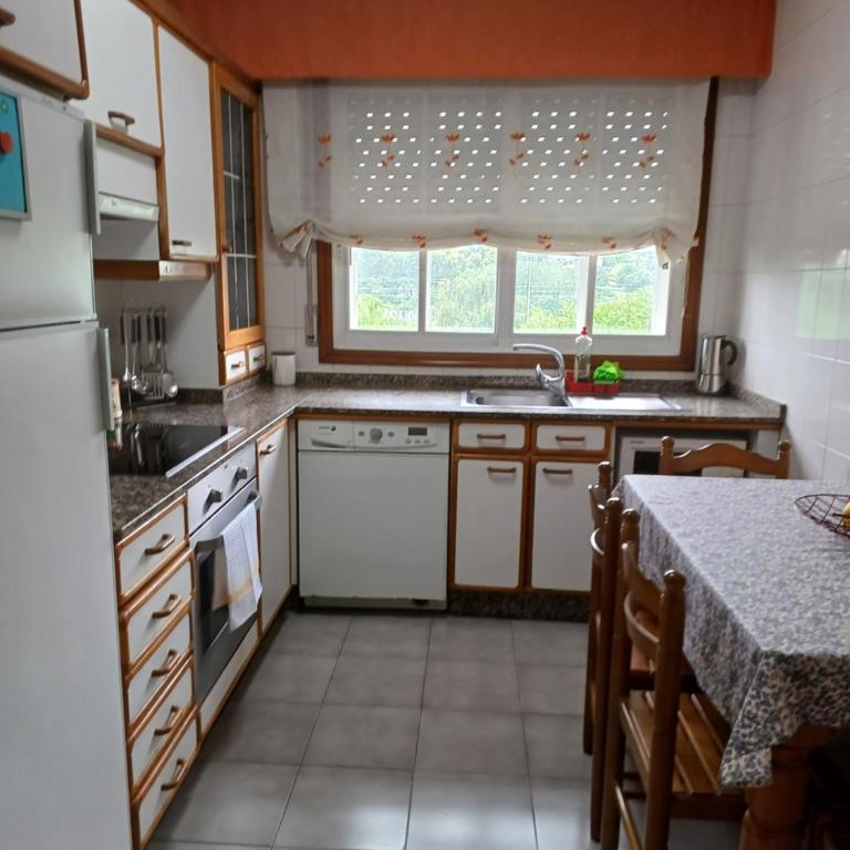 Apartamento Penedo, camino portugus-CON PLAZA DE GARAJE GRATIS - Apartamento de 3 dormitorios - 12