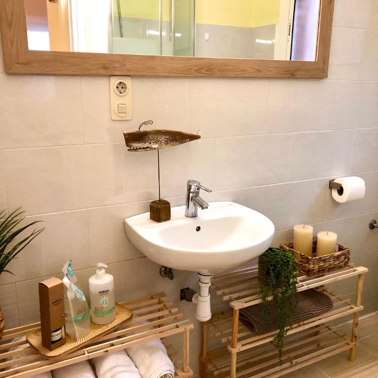Duna House Lloret de Mar - Apartments with views of the beach - Apartamento con vistas a la piscina - 17