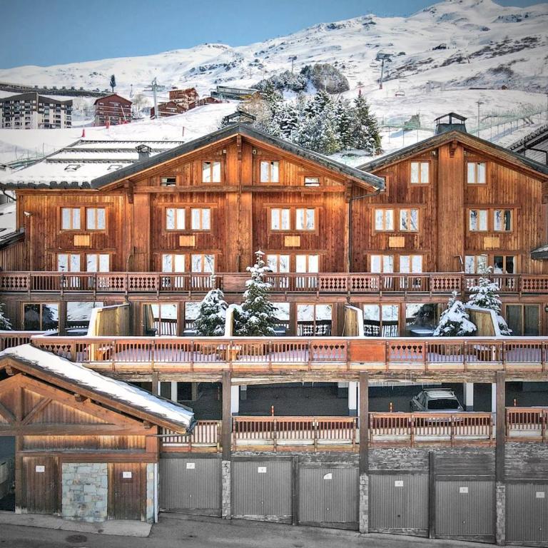 Chalet familial 12 pers avec jacuzzi et ski-in/ski-out - FR-1-613B-40 - Appartement - 2