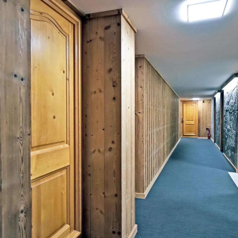 Chalet familial 12 pers avec jacuzzi et ski-in/ski-out - FR-1-613B-40 - Appartement - 7