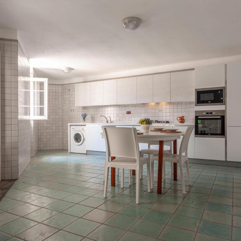 Appartamenti Frontemare - Appartamento con 2 Camere da Letto - 8