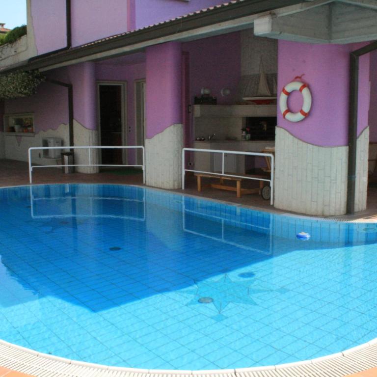 HOTEL Villa Lilla - Camera Familiare Standard - 1