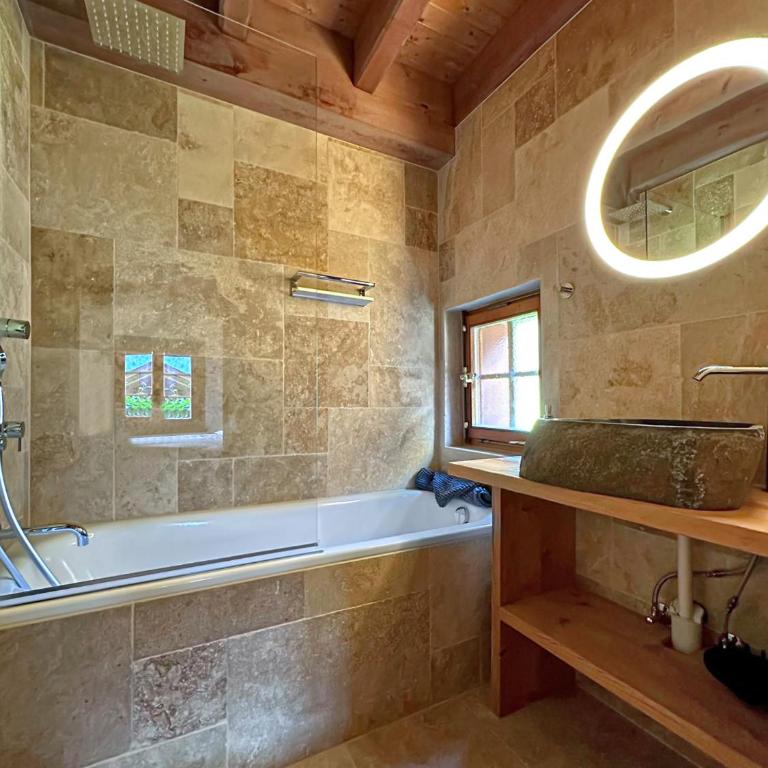 Family Chalet Karibu - 4 Vallées - next to Verbier - Chalet - 9