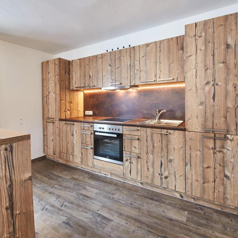 Hotel Barbarahof Saalbach - Haus mit 8 Schlafzimmern - 4