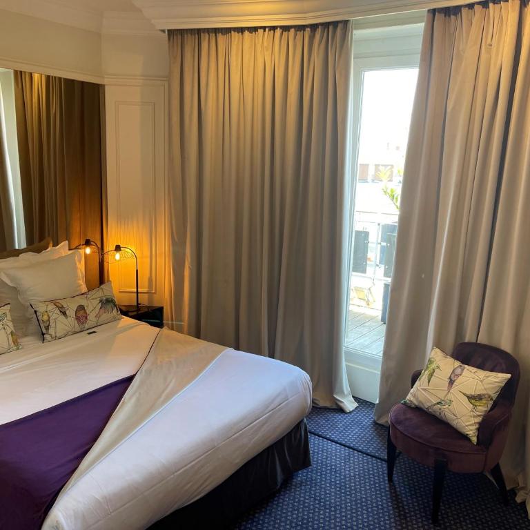 Maison LUTETIA R - Chambre Double Supérieure - 2