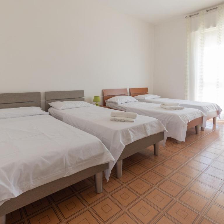 Appartamenti vista Mare - Three-Bedroom Apartment with balcony and sea view - 12