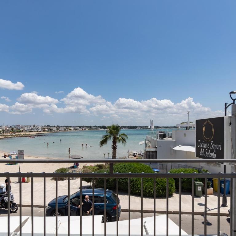 Appartamenti vista Mare - Three-Bedroom Apartment with balcony and sea view - 3