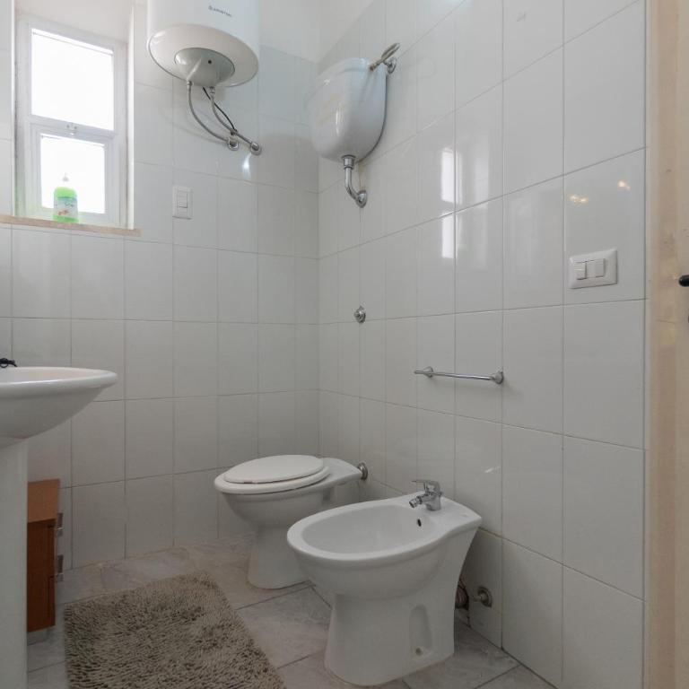 Appartamenti vista Mare - Three-Bedroom Apartment with balcony and sea view - 23