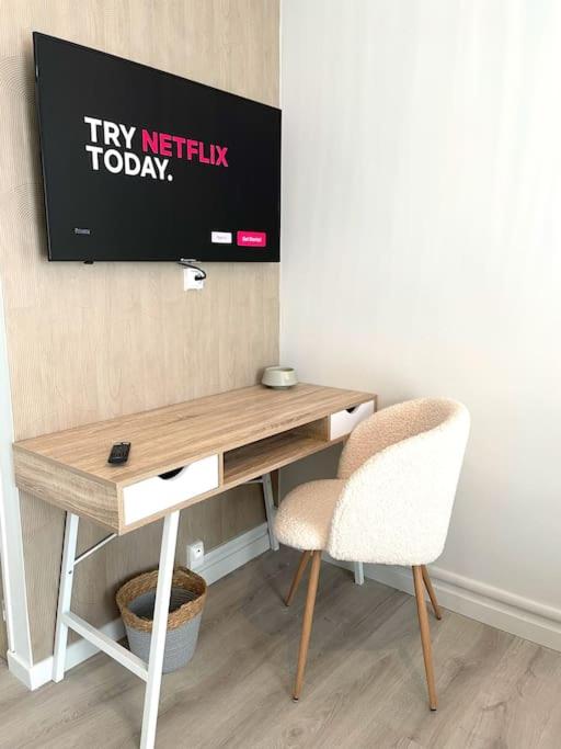 Le Compans: exceptionnel T5 en berges du Canal - Appartement - 68