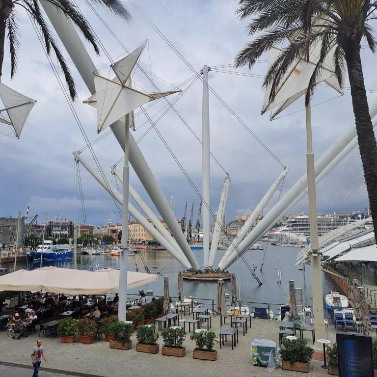 Casa Vacanza Ginevra-Stile e Relax nel cuore di Genova - Appartamento con 2 Camere da Letto - 30