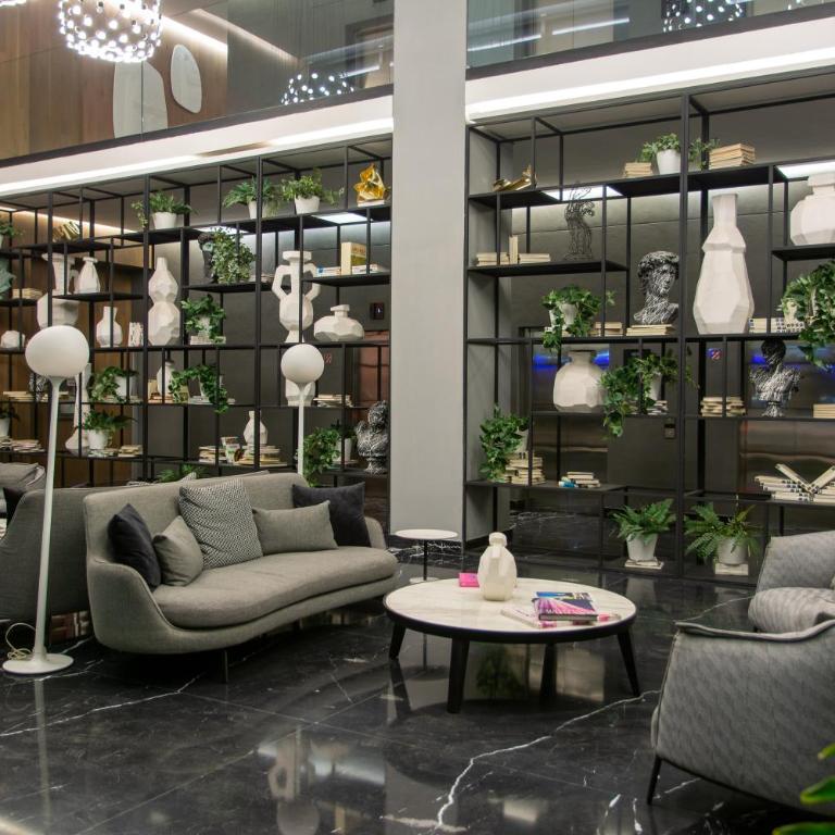 Mexication Penthouse: Urban Retreat Col. American - Three-Bedroom Apartment - 15