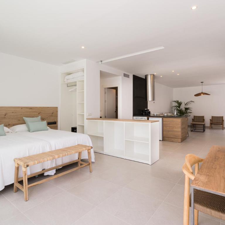 Bossa Bay Suites with Private Pool - MC Apartments Ibiza - Suite con piscina privada - 35