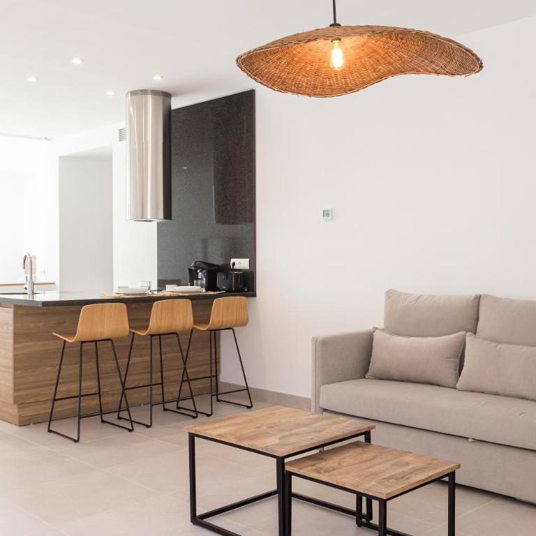 Bossa Bay Suites with Private Pool - MC Apartments Ibiza - Suite con piscina privada - 48