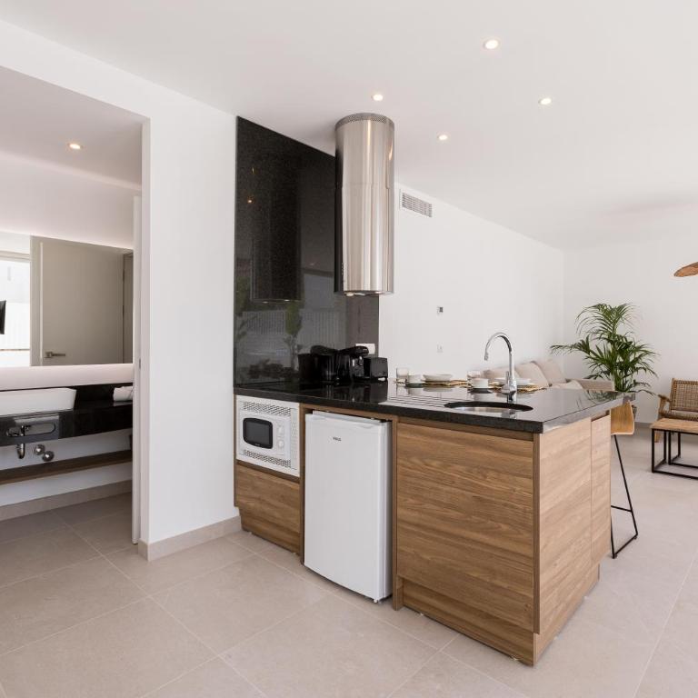 Bossa Bay Suites with Private Pool - MC Apartments Ibiza - Suite con piscina privada - 66