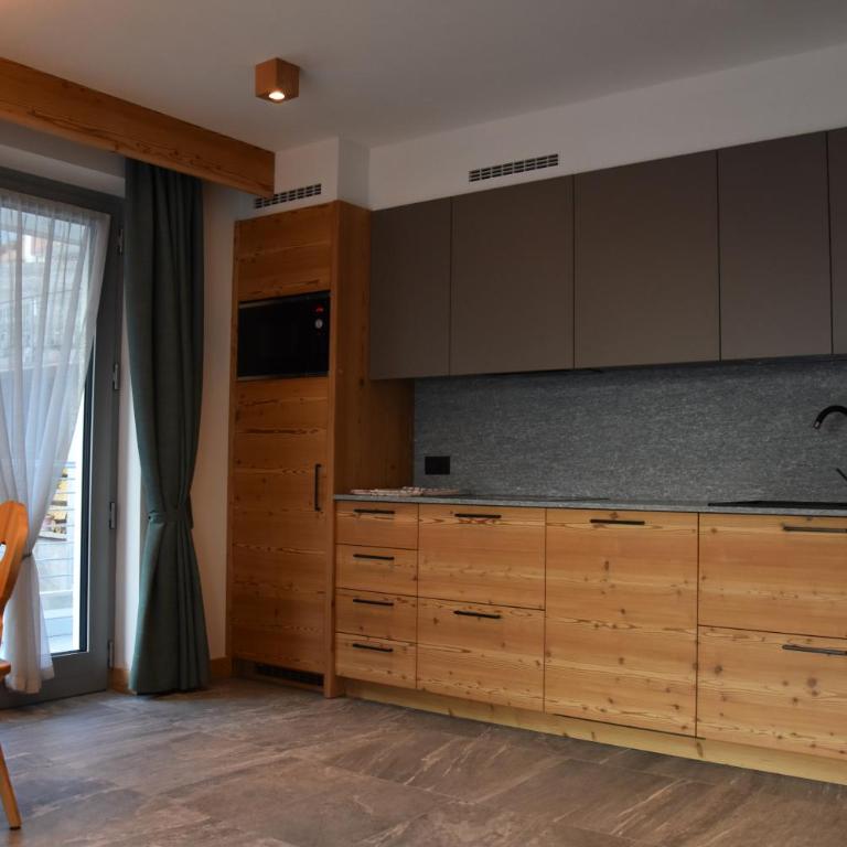 Dolomites Chalet Wolf - Apartment mit 2 Schlafzimmern - 10