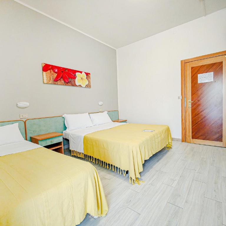 Hotel Rio Beach & Breakfast - Camera Tripla Comfort - 3