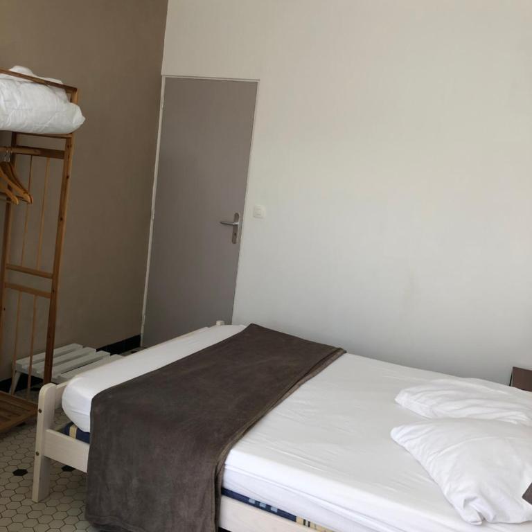 vacances-esprit-cabanes - One-Bedroom House - 8