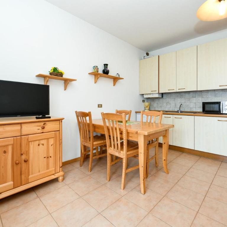 Residence Altogarda - Appartamento con 1 Camera da Letto e Vista Lago - 2