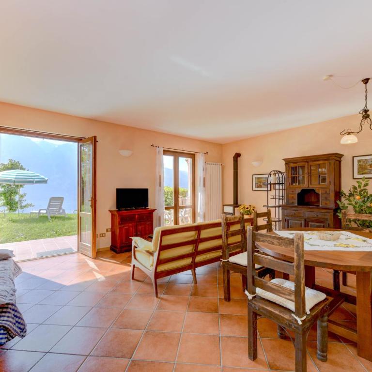 Residence Altogarda - Appartamento Premium con 2 Camere da Letto e Giardino - 10