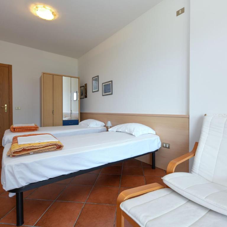 Residence Altogarda - Appartamento Premium con 2 Camere da Letto e Giardino - 15